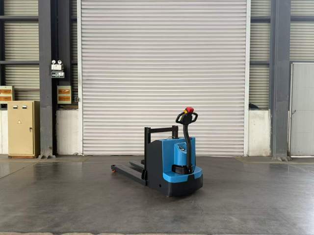 350kg Full Electric Pallet Truck | 210Ah High-Capacity Battery | DAXLIFTER