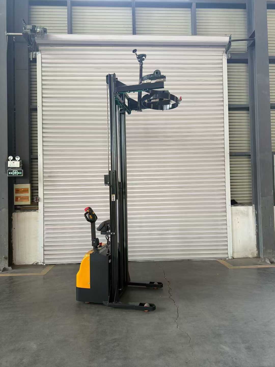 Electric Oil Drum Pourer (300kg) with Weighing & Remote Control | DAXLIFTER