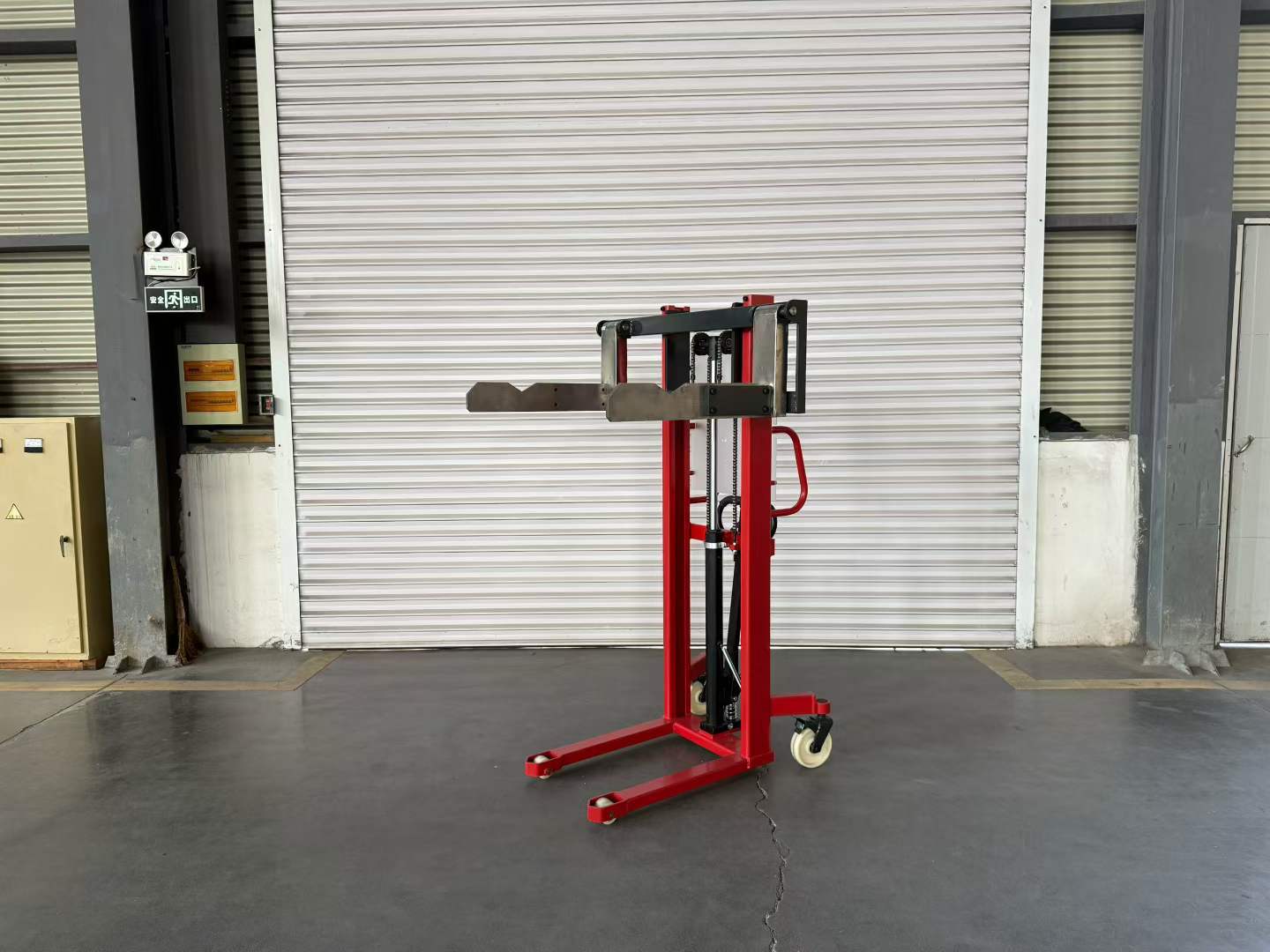 Stainless Steel Tow Arm Special Unloading Cart | DAXLIFTER Material Handling
