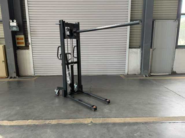 Bullseye Rod Threading Trolley | DAXLIFTER Industrial Logistics