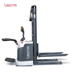 CDD-15 1.5T Stand-on Electric Stacker