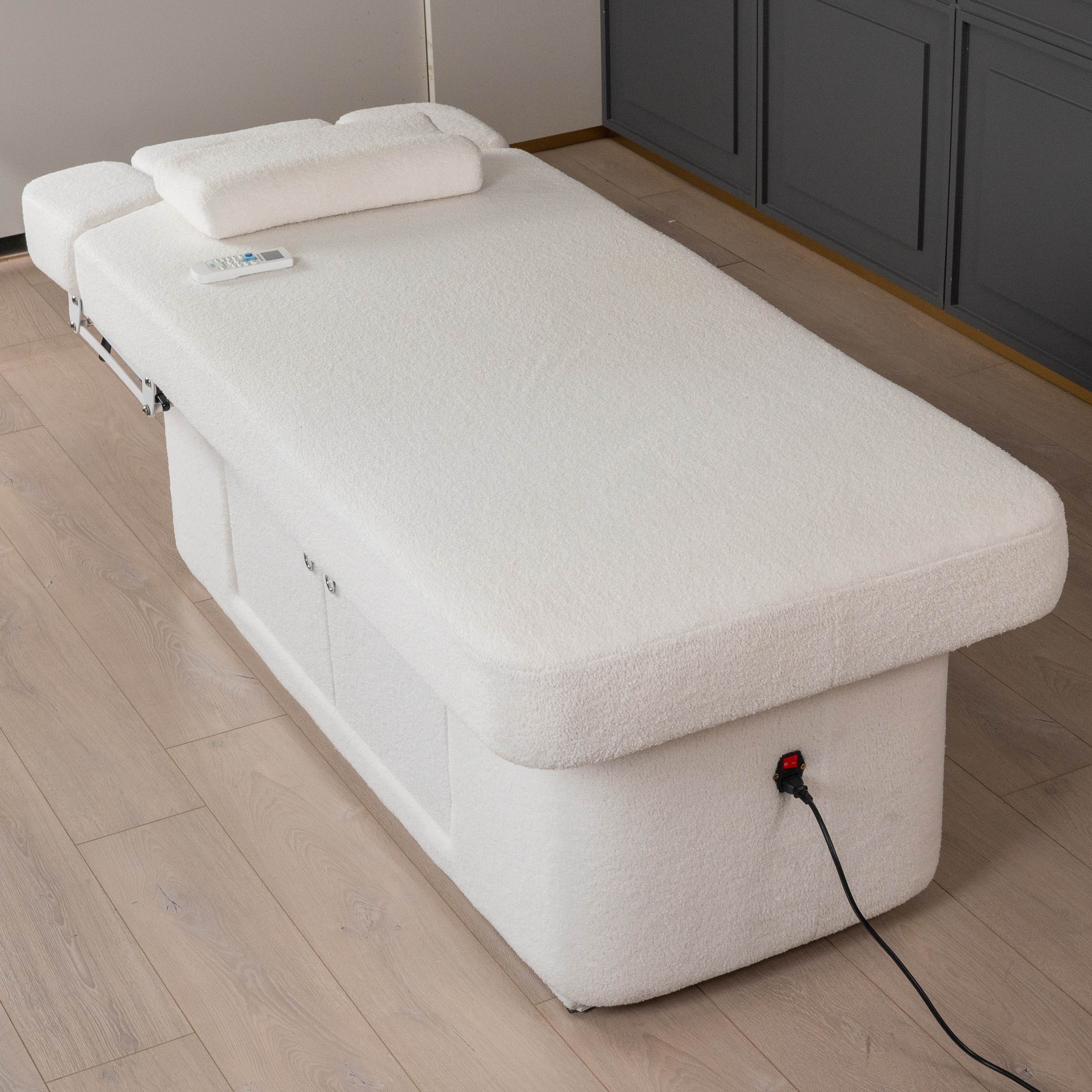 Plush 2 Motor Electric Beauty Bed for Salon and Spa Use DN0016_2 Motor Beds