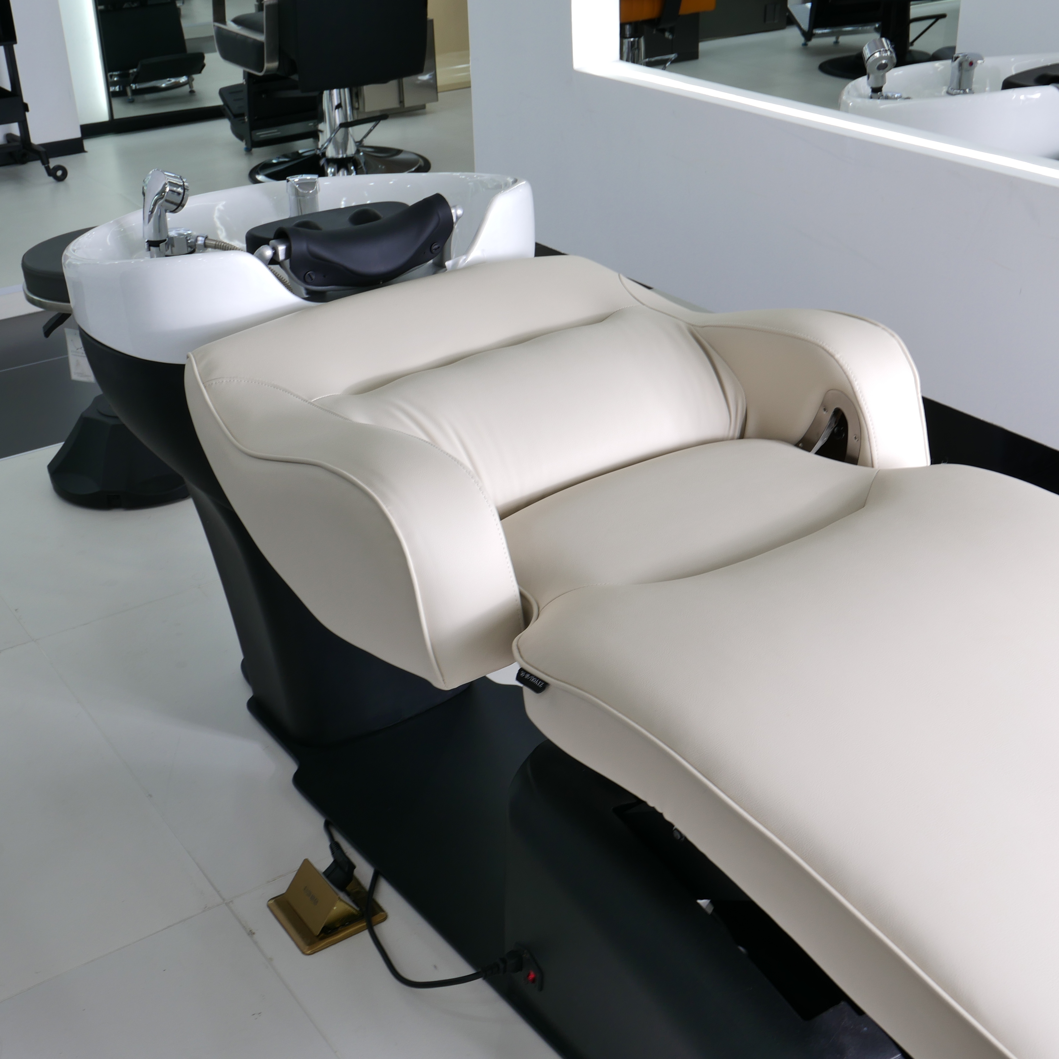 Electric Backwash Shampoo Chair for Hair Salon Washing Station DN0081_Electric Shampoo Chairs