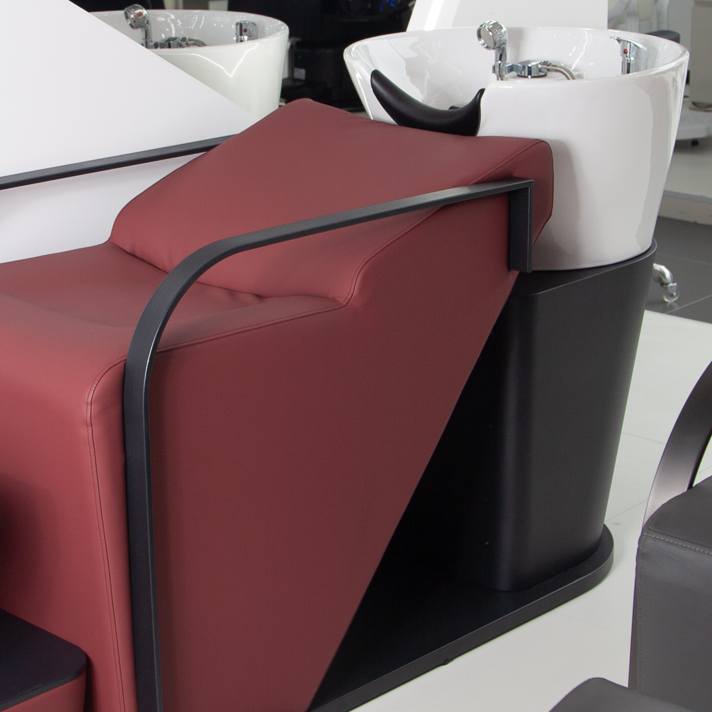 Basic Shampoo Chair for Beauty Parlour and Salon Wash Station DN0099_Basic Shampoo Chairs