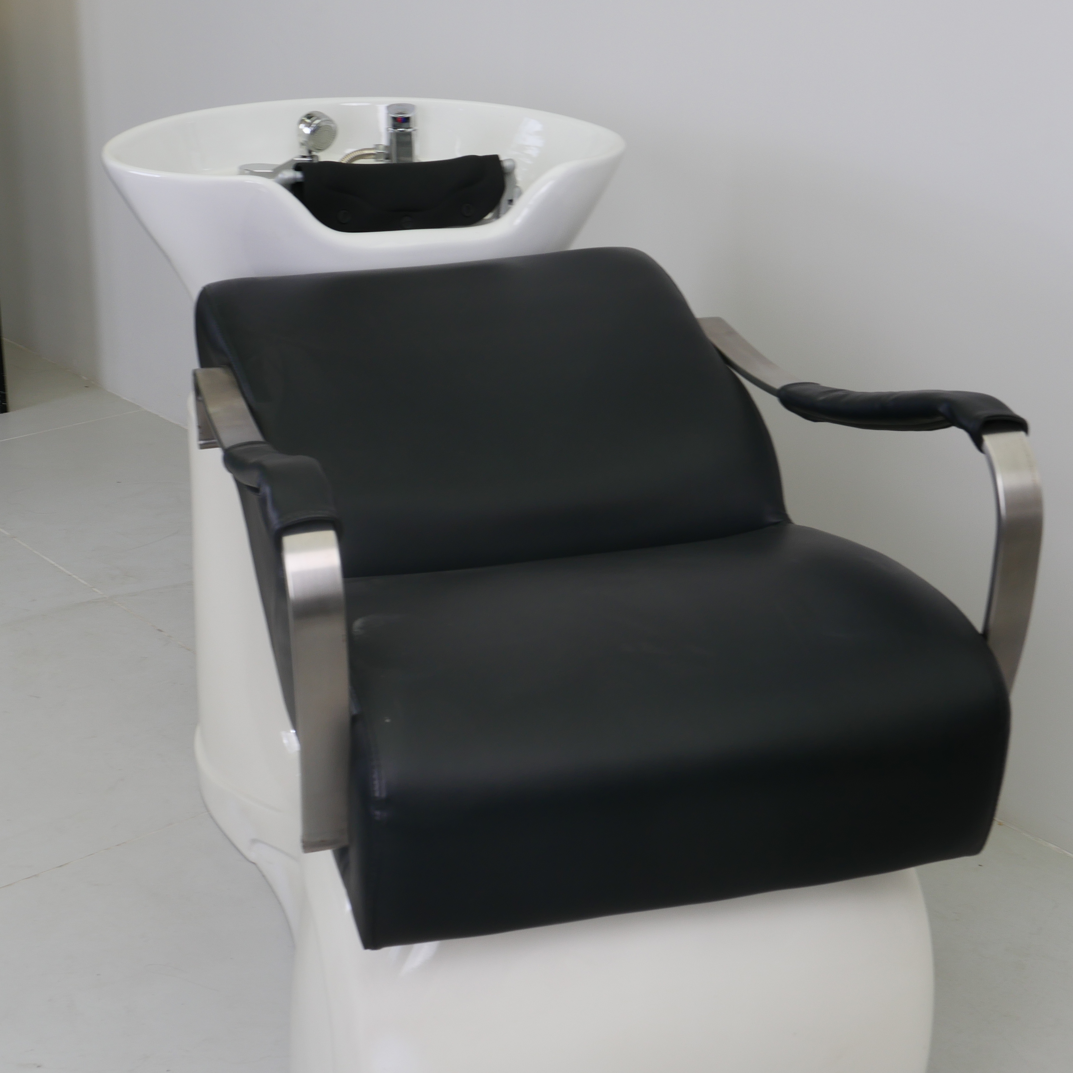 Basic Shampoo Wash Chair with Backwash Basin for Hair Salon DN0061_Basic Shampoo Chairs