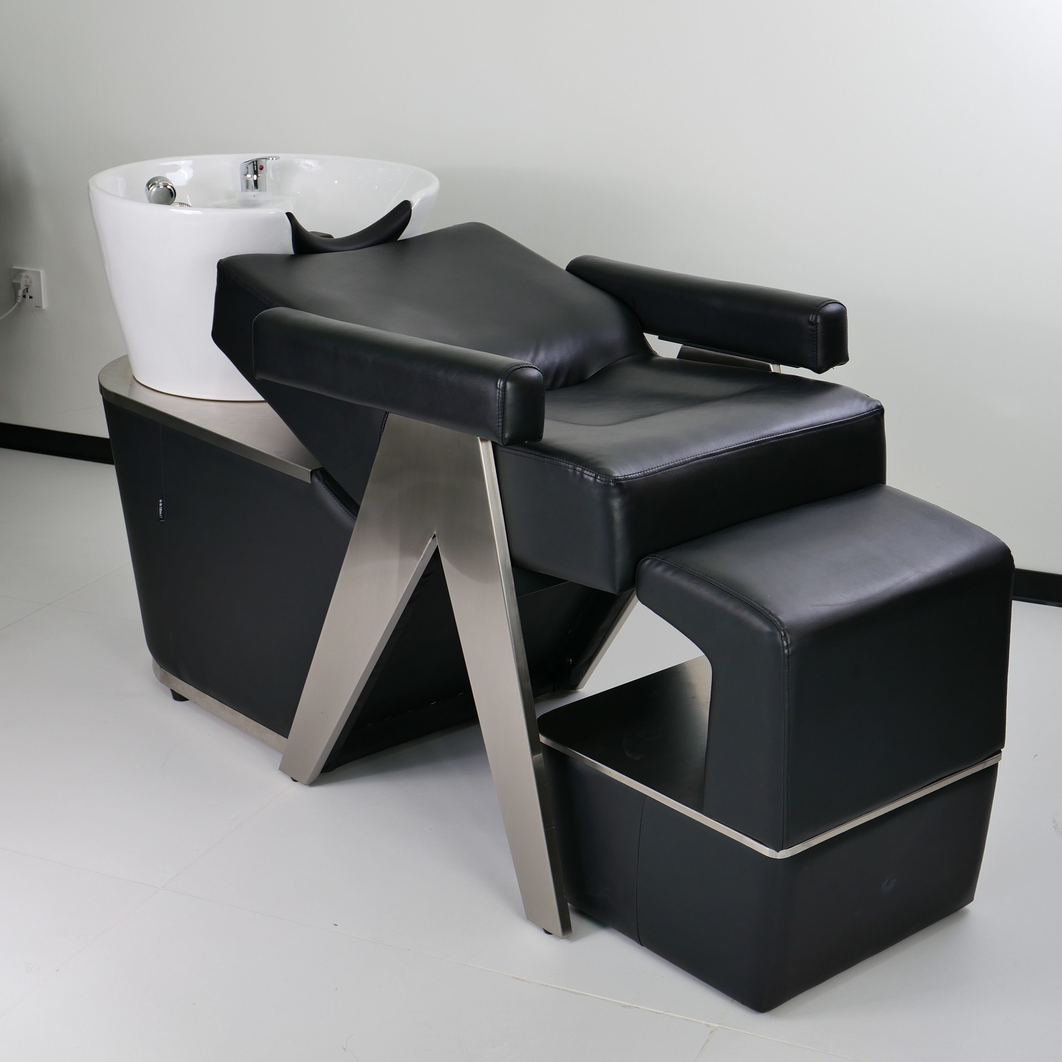 Basic Backwash Shampoo Chair with Salon Sink Unit DN0071_Basic Shampoo Chairs