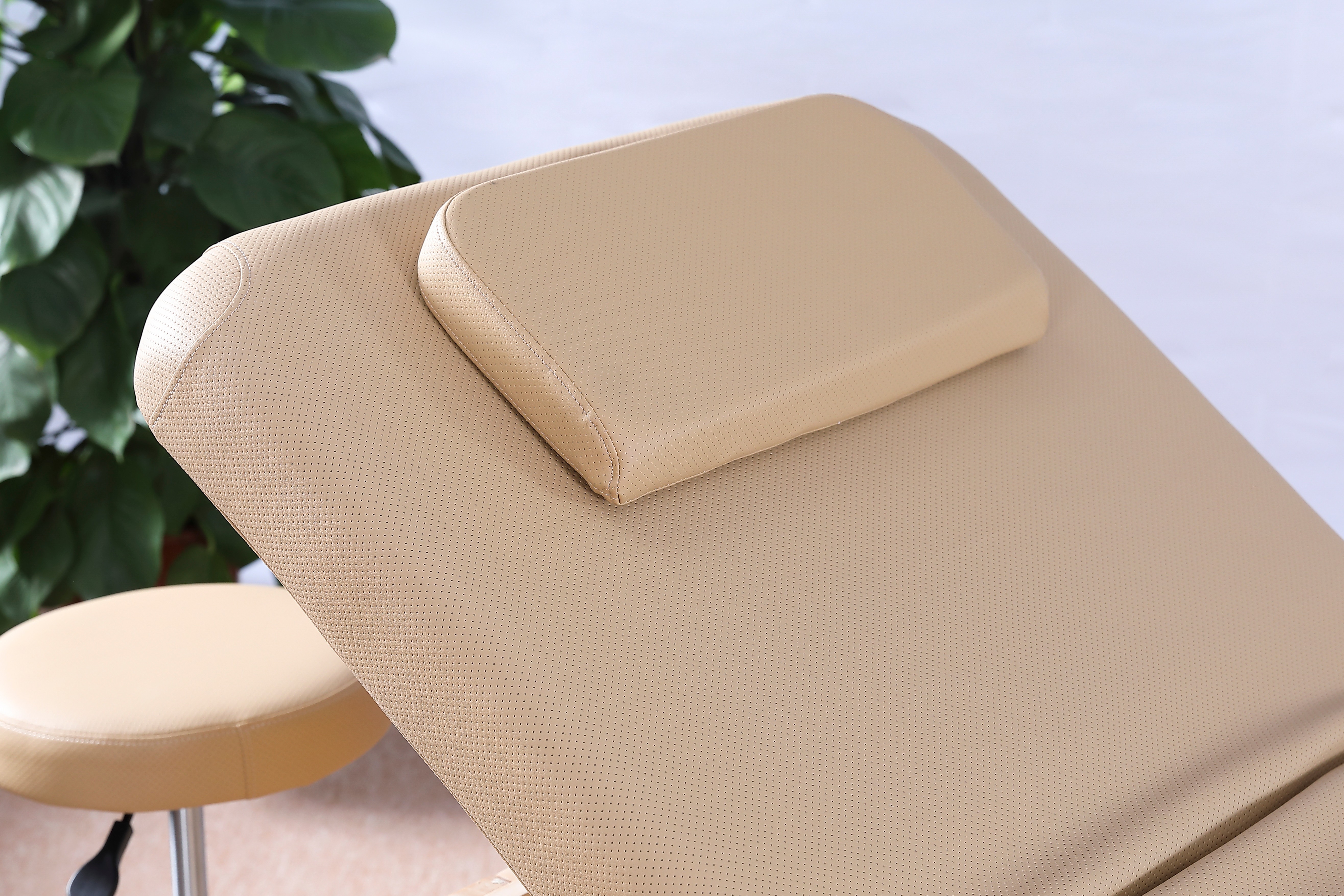 Lightweight Manual Beauty Bed for Mobile Spa and Massage Use DN0014_Manual Beds