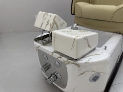 Capsule Style Pedicure Chair with Foot Spa Basin for Nail Salon DN0134_Standard Pedicure Chairs