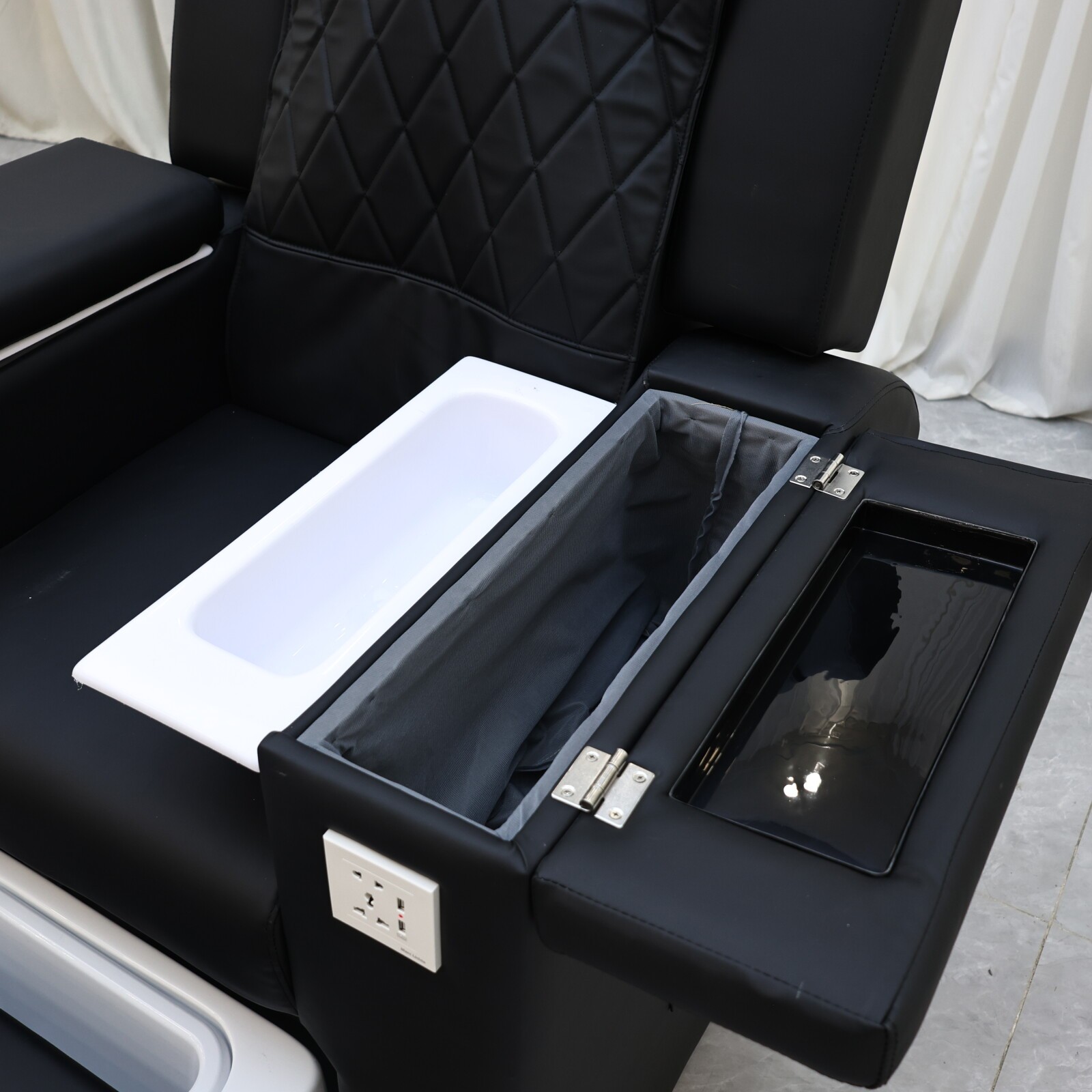 Standard Pedicure Spa Chair with Foot Bowl for Nail Salon DN0232_Standard Pedicure Chairs