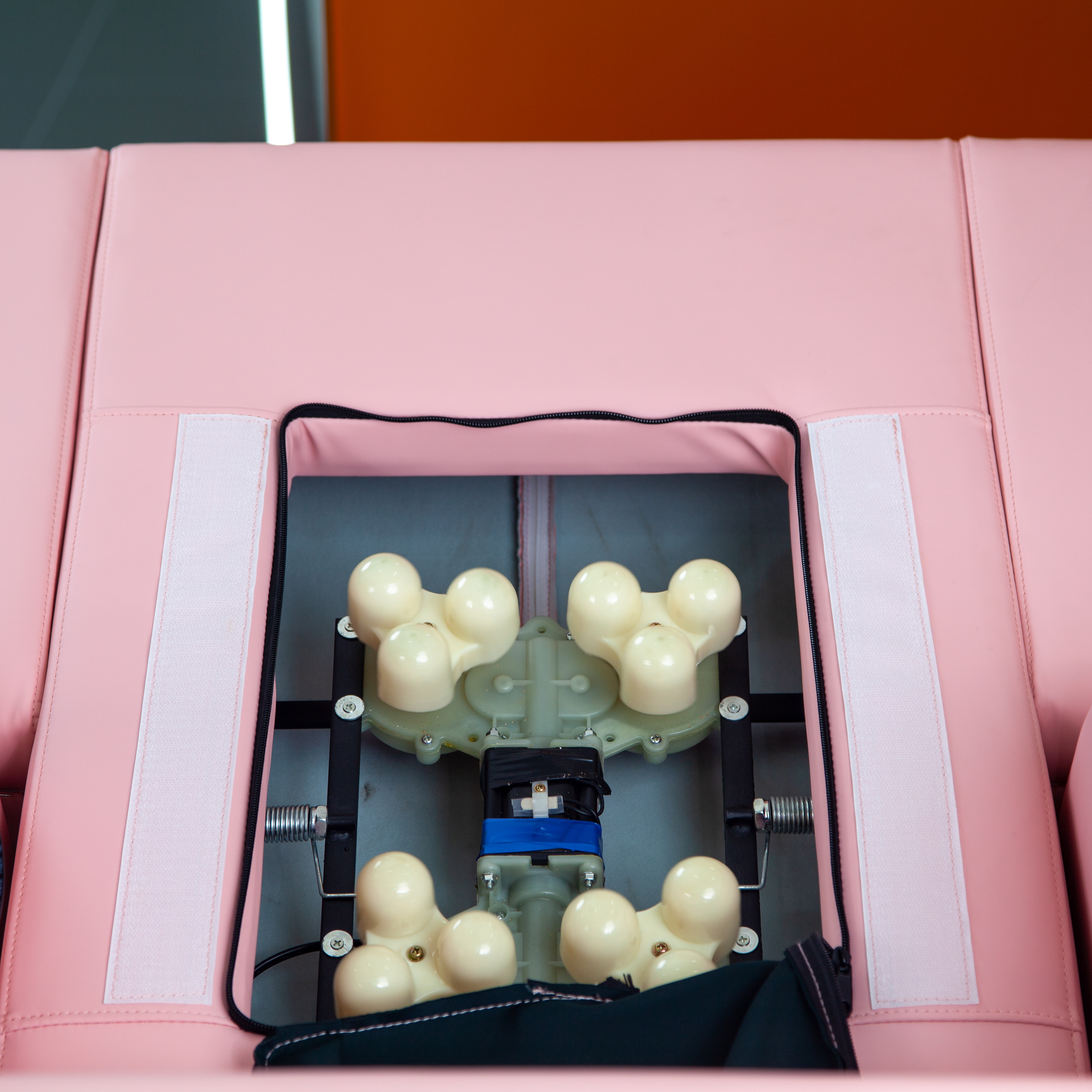 Standard Pedicure Chair with Foot Spa and Basin for Nail Salon DN0131_Standard Pedicure Chairs