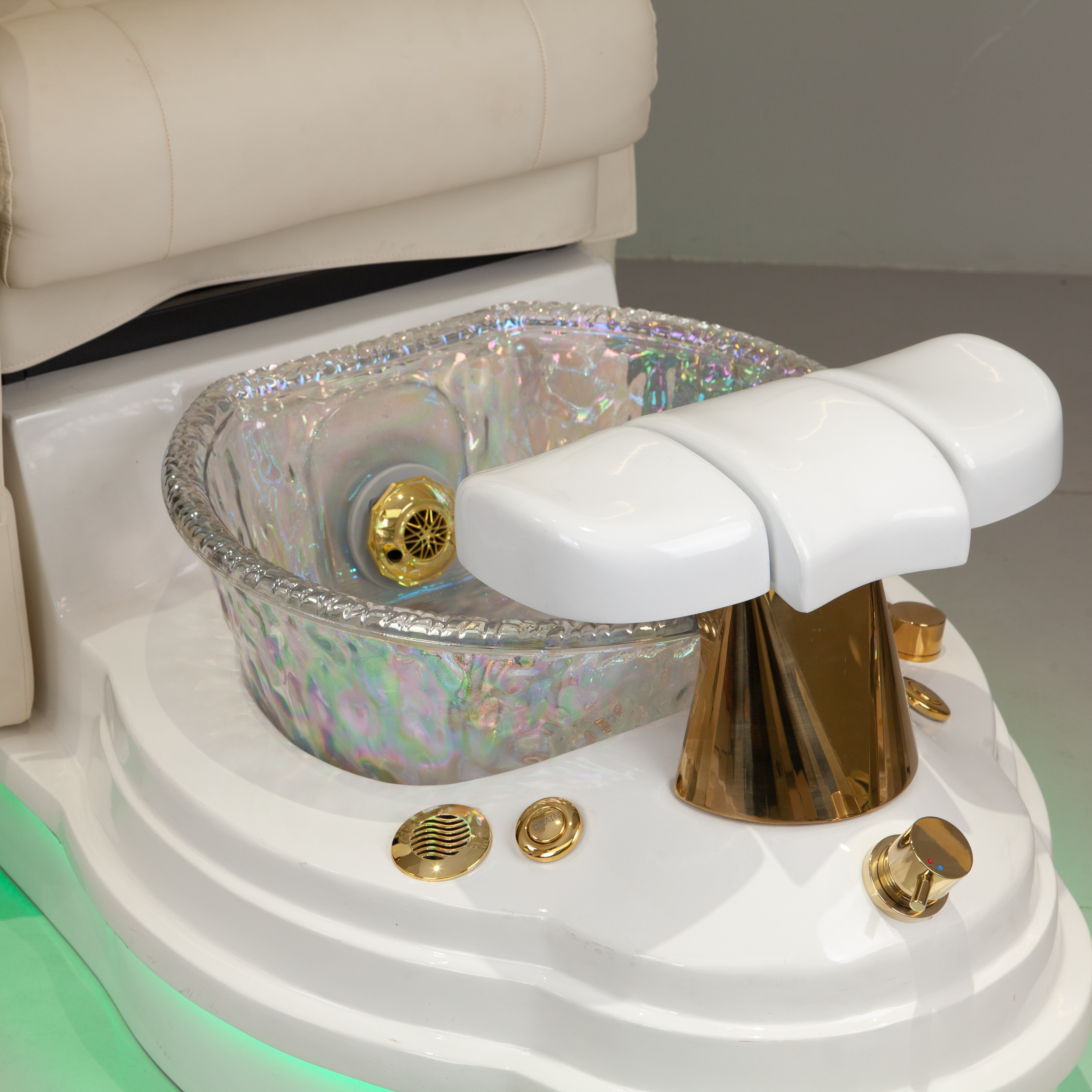 Massage Pedicure Chair with Sofa Style Design for Nail Spa Use DN0126_Massage Pedicure Chairs