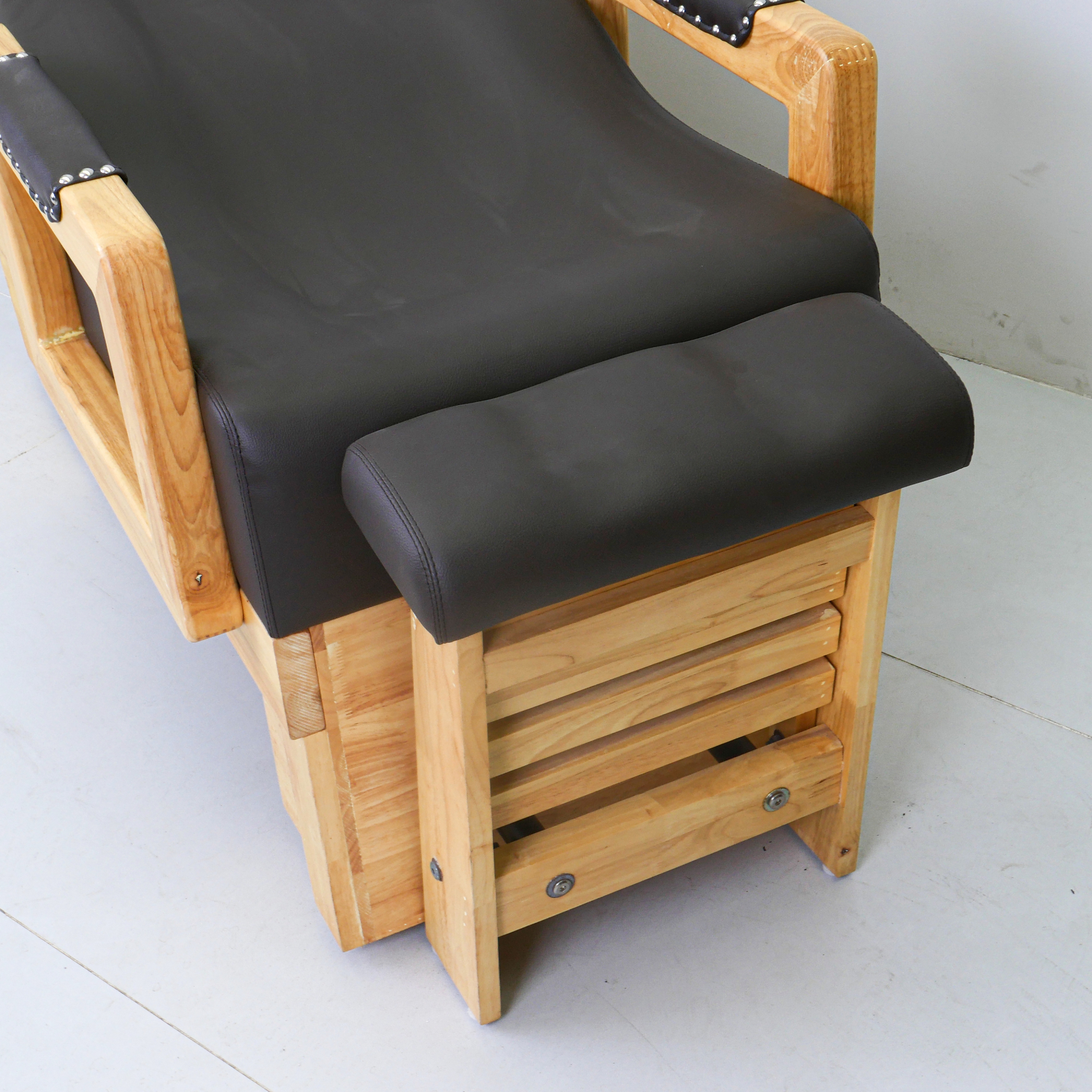Basic Hair Wash Chair with Backwash Basin for Salon Use DN0063_Basic Shampoo Chairs