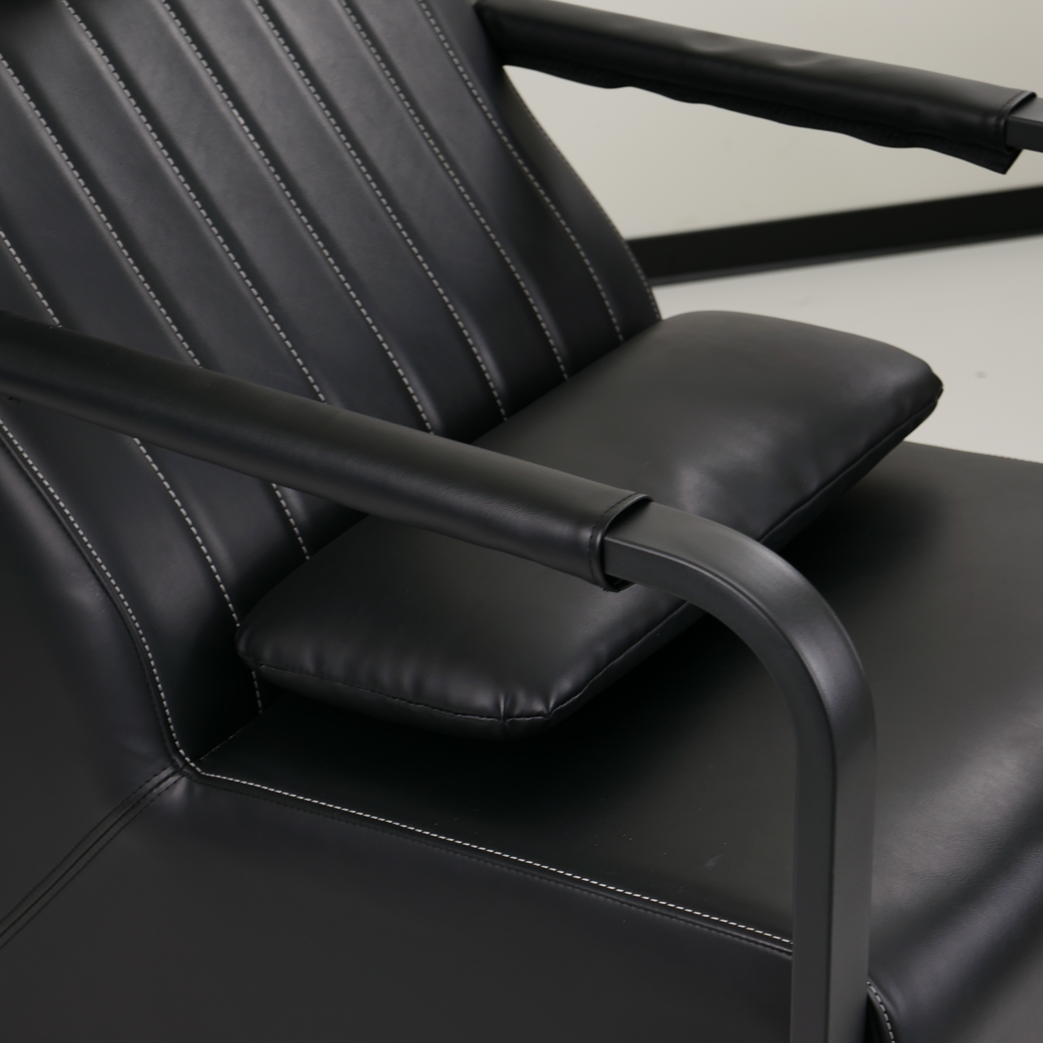 Basic Shampoo Chair with Hair Washing Basin for Barber Shop DN0072_Basic Shampoo Chairs