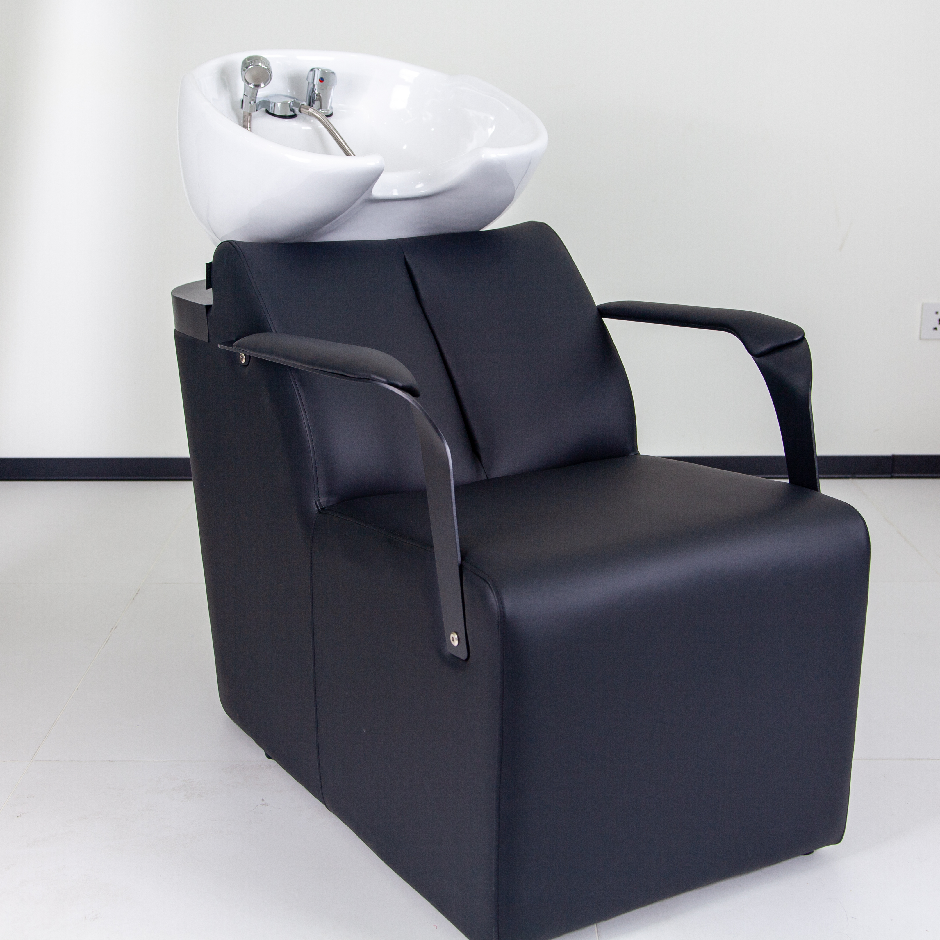 Basic Reclining Shampoo Chair with Wash Basin for Beauty Salon DN0073_Basic Shampoo Chairs