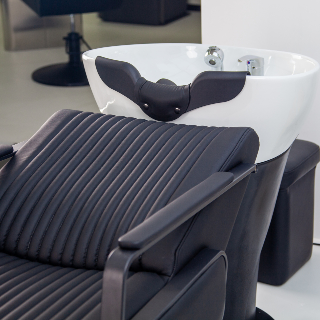 Basic Black Shampoo Chair with Attached Bowl for Hair Salon DN0074_Basic Shampoo Chairs