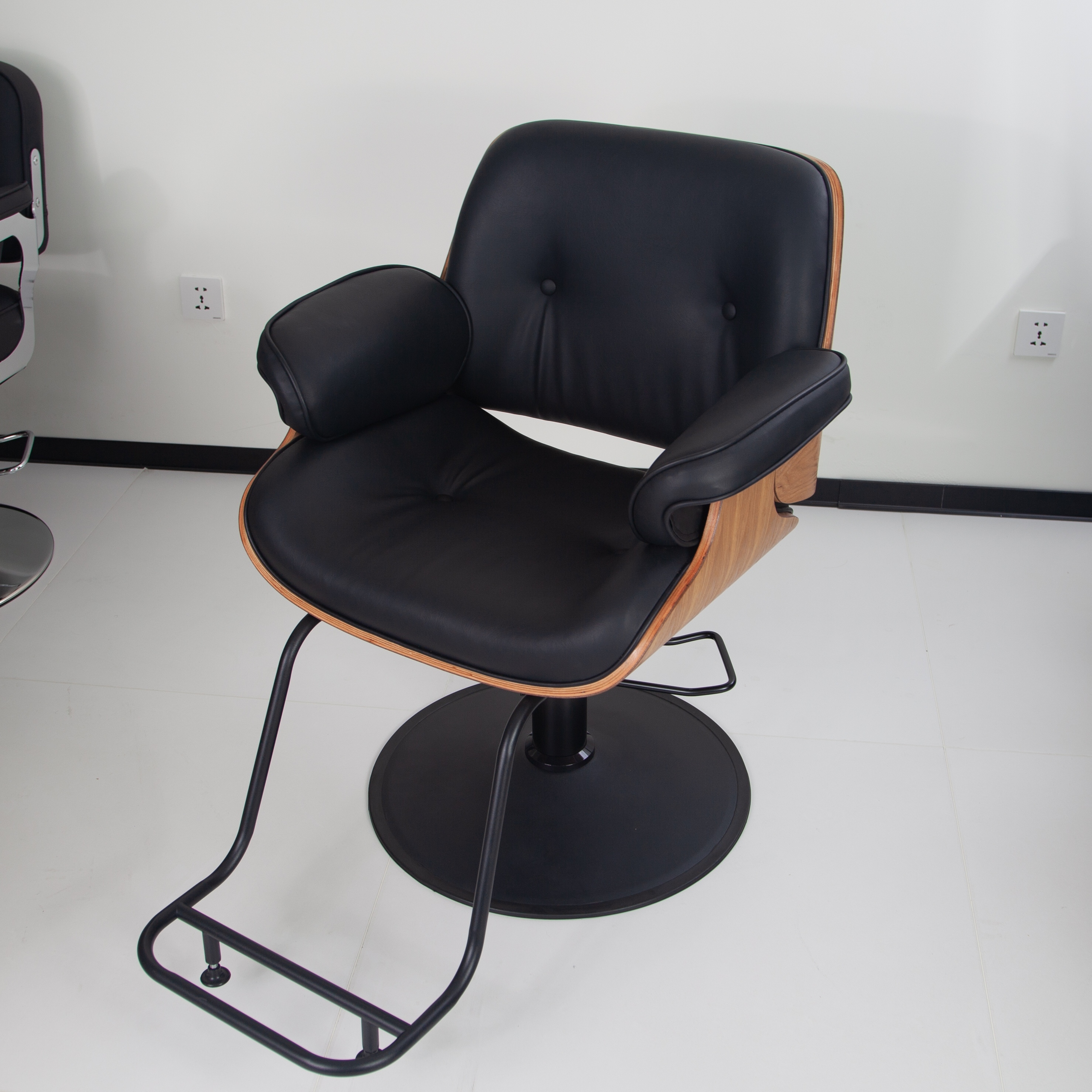 Hydraulic Barber Chair for Hair Salon Styling Use DN0115_Hydraulic Chairs