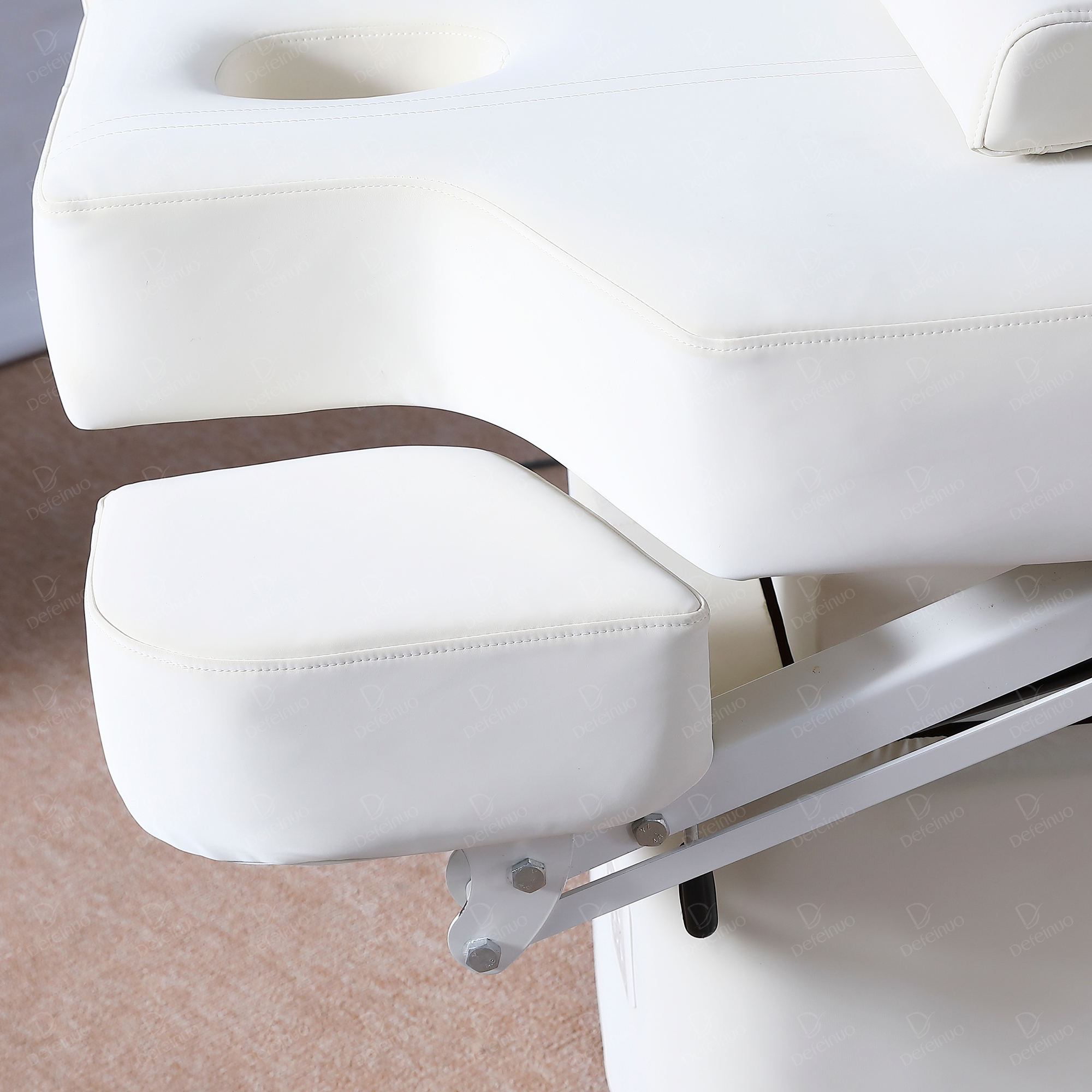 4 Motor Electric Beauty Bed with Adjustable Height and Heating DN0006_4 Motor Beds