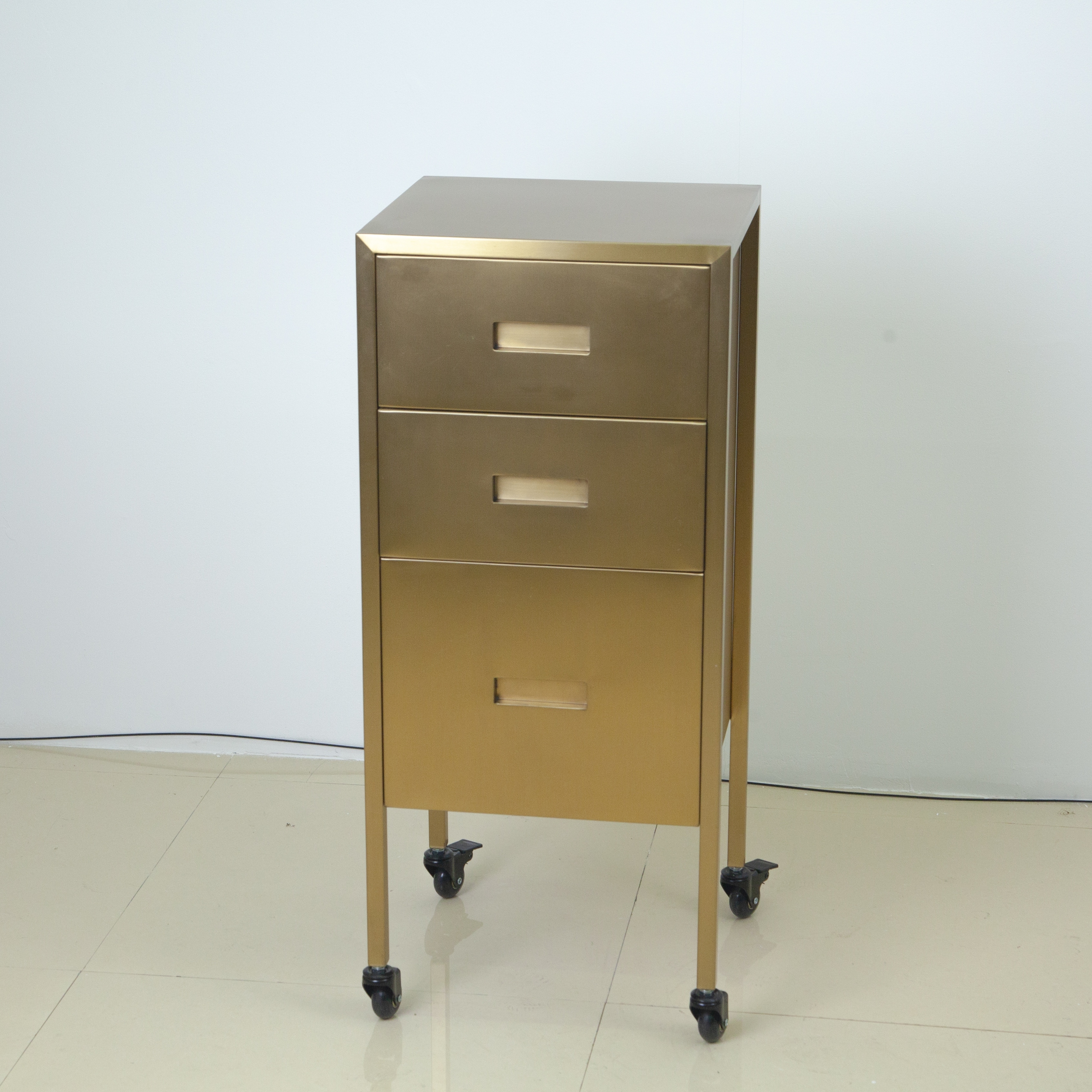 Salon Styling Station Trolley with Storage for Hair Salon Use DN0253_Salon Trolleys