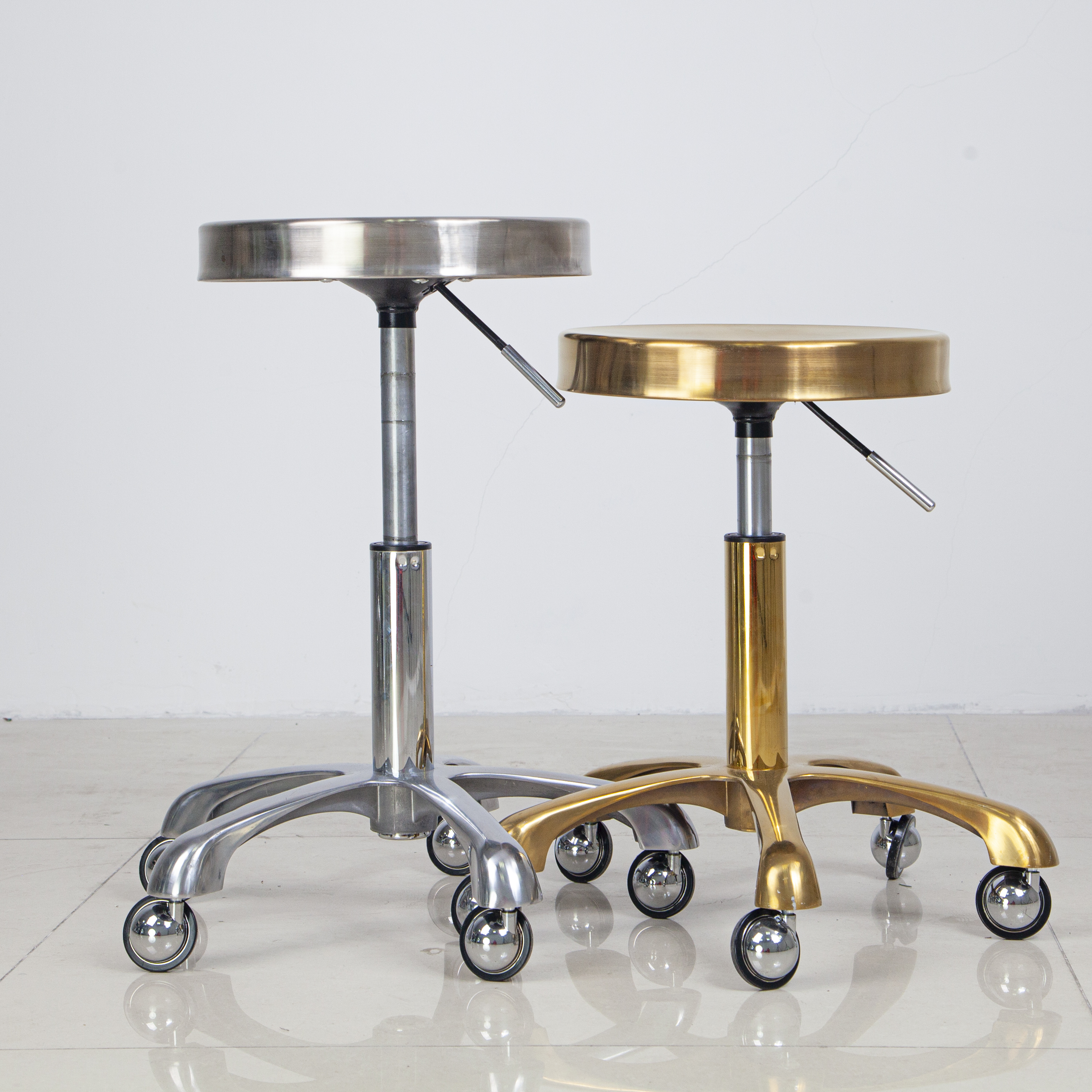 360° Swivel Technician Chair with Height Adjustment for Salon Use DN0272_Technician Chairs
