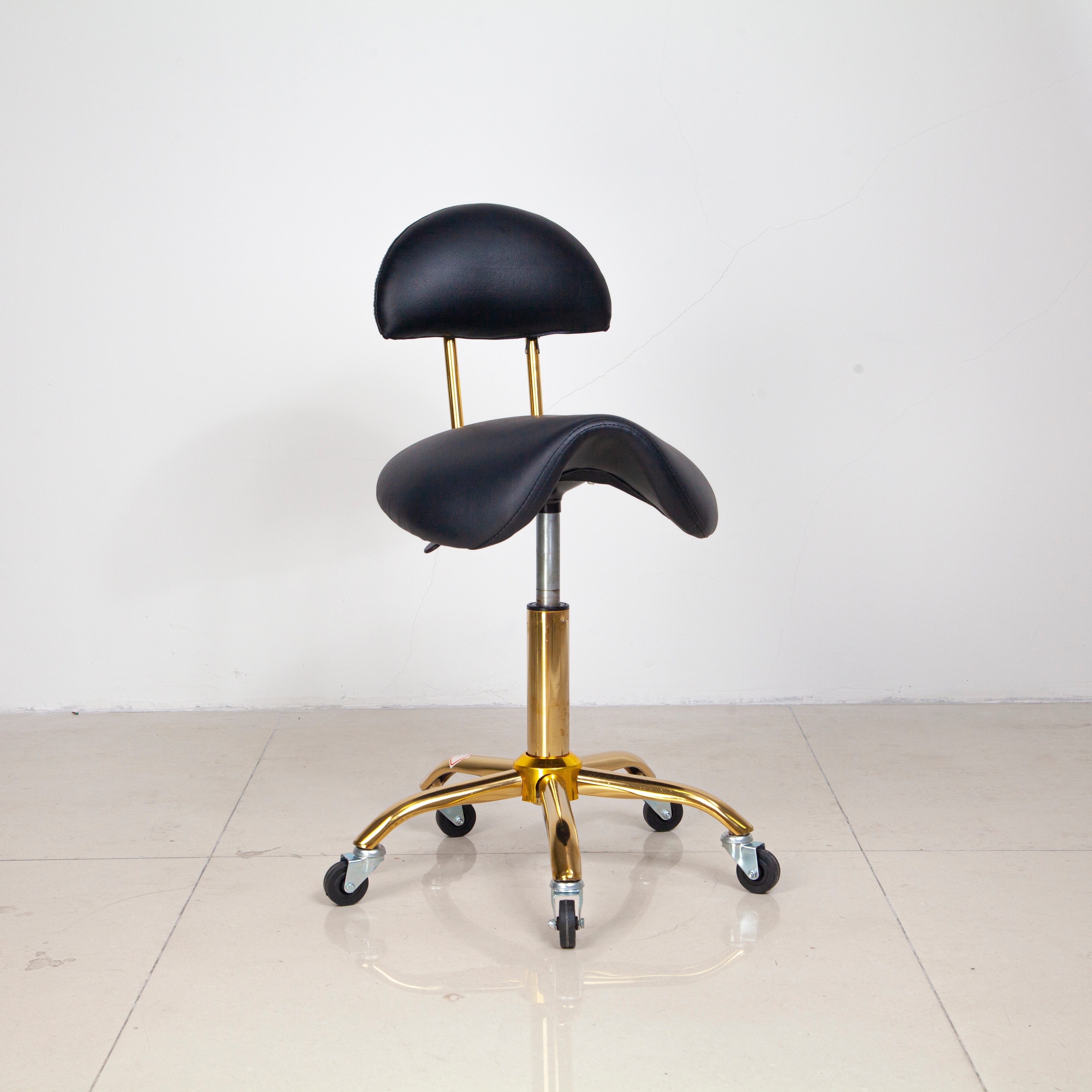 Ergonomic Hydraulic Technician Chair with Leather Seat for Salon Use DN0276_Technician Chairs