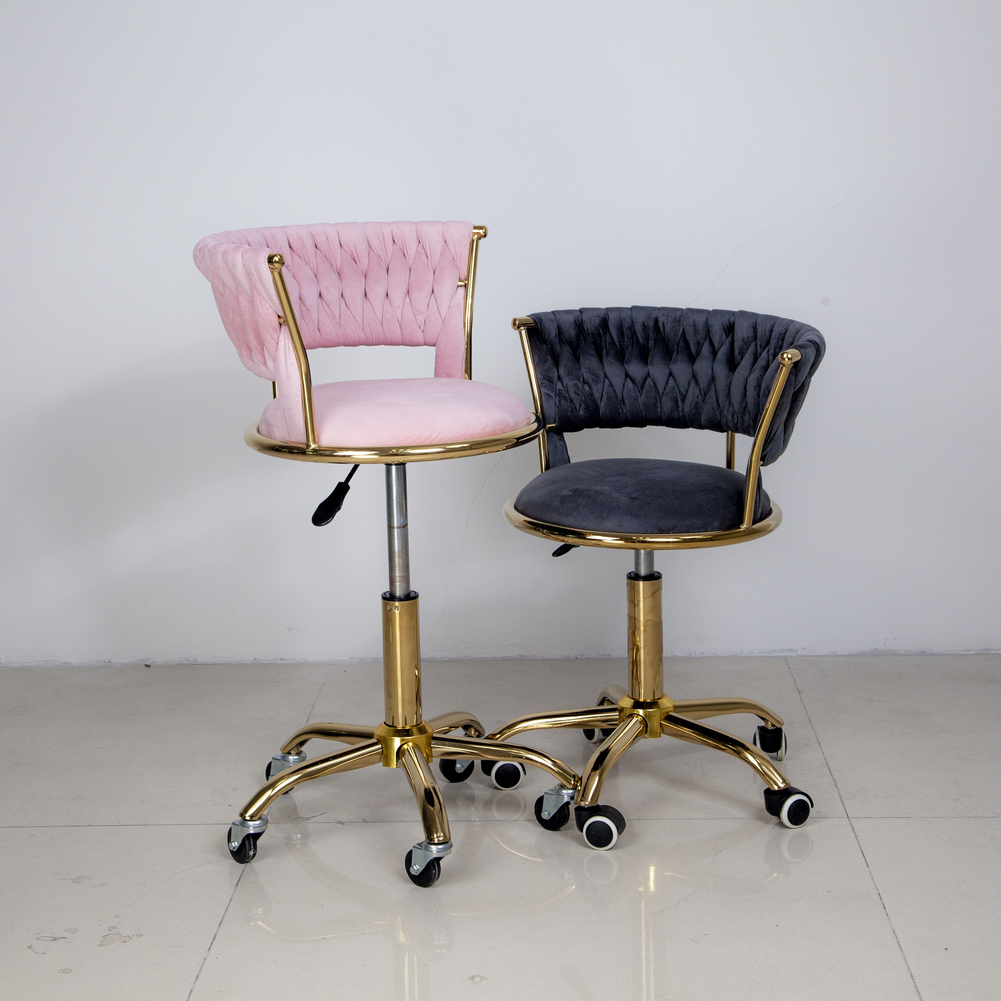 Velvet Upholstered Technician Chair with Gold Base for Salon Use DN0274_Technician Chairs
