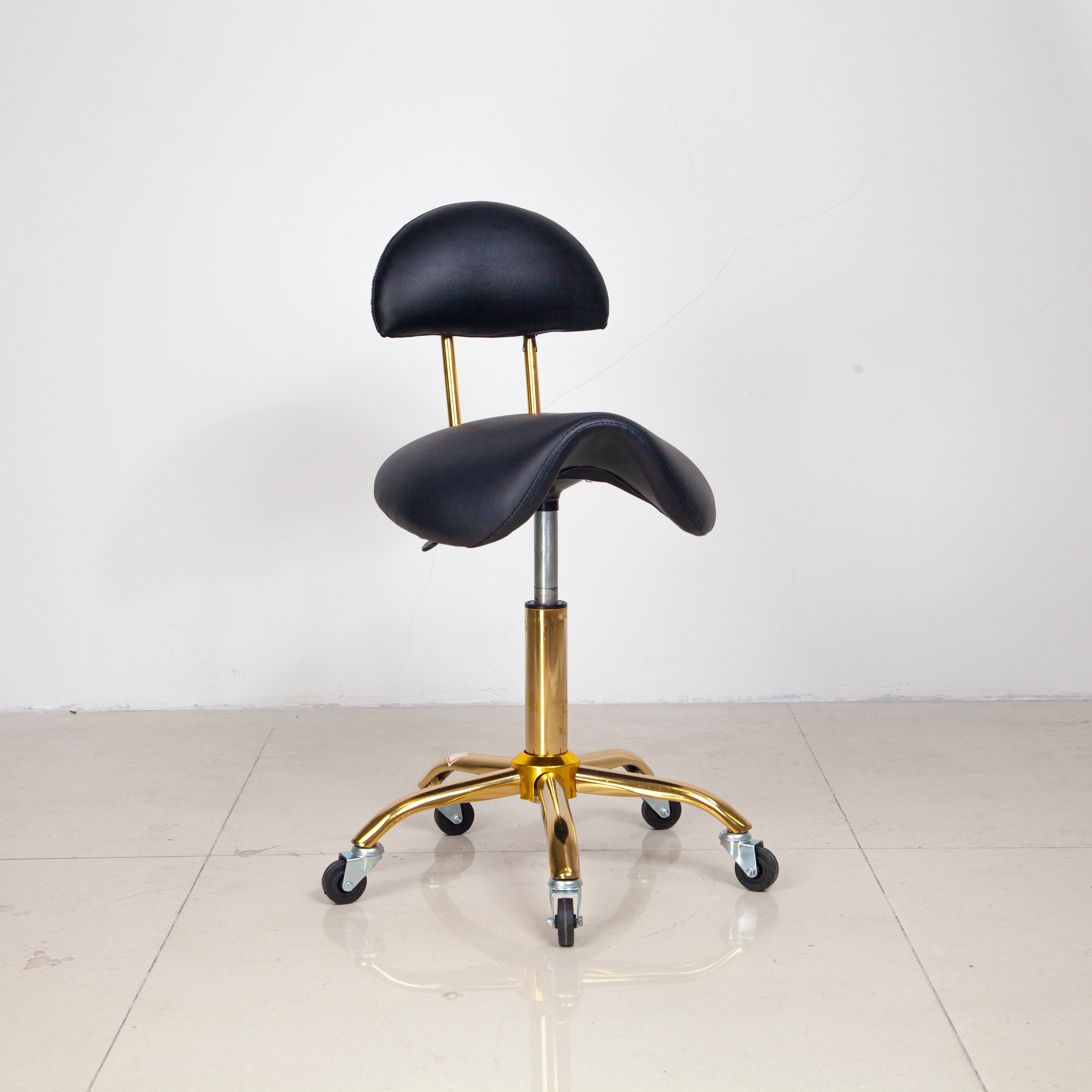 Ergonomic Hydraulic Technician Chair with Leather Seat for Salon Use DN0276_Technician Chairs