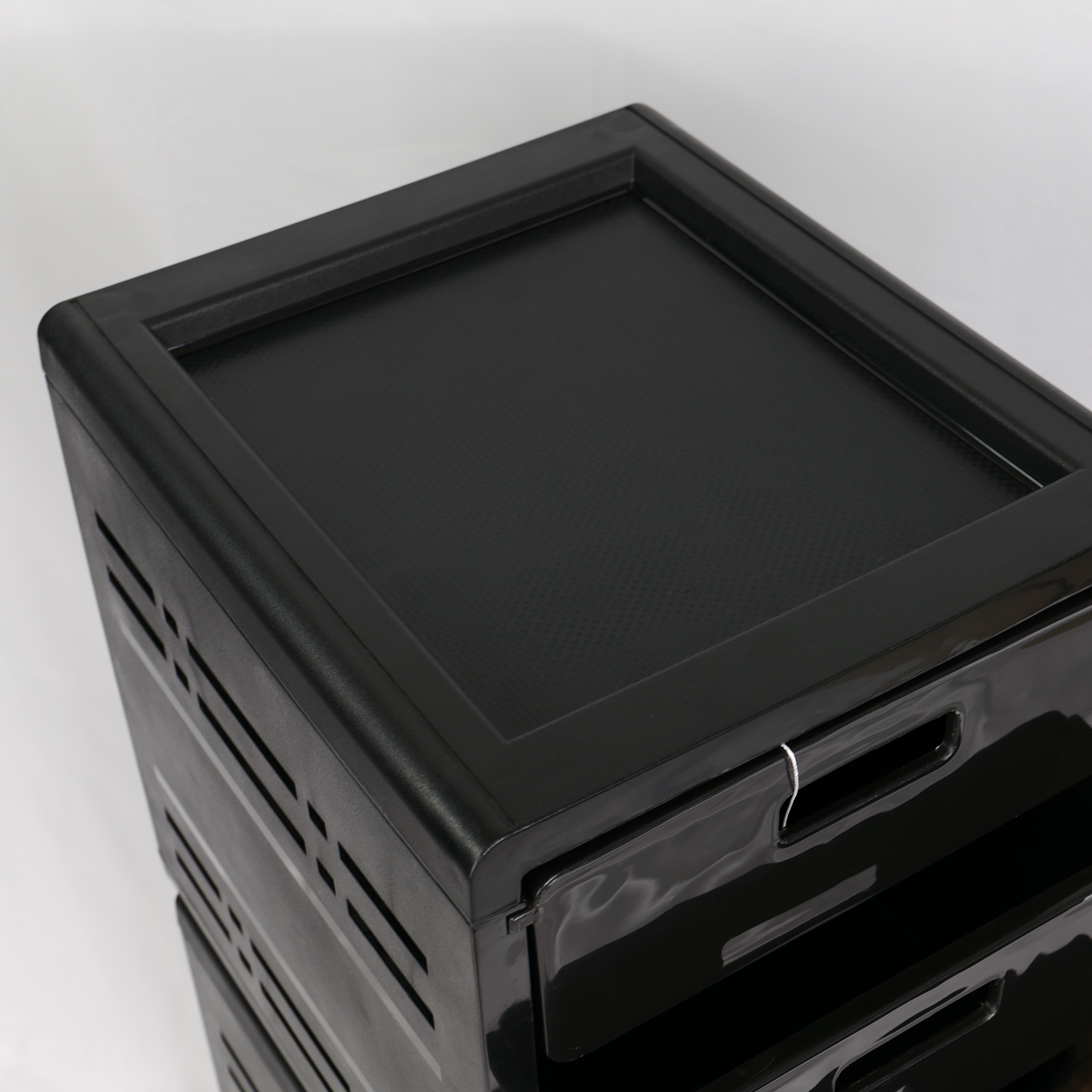Lightweight Plastic Salon Storage Trolley Cart for Hair Salon Use DN0201_Salon Trolleys