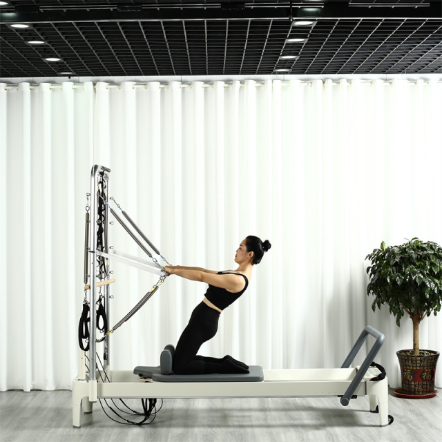 Luxury Infinity Balance Aluminium Reformer With Tower