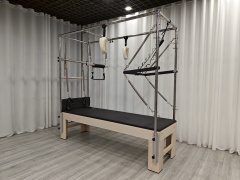 Maple Trapeze Cadillac