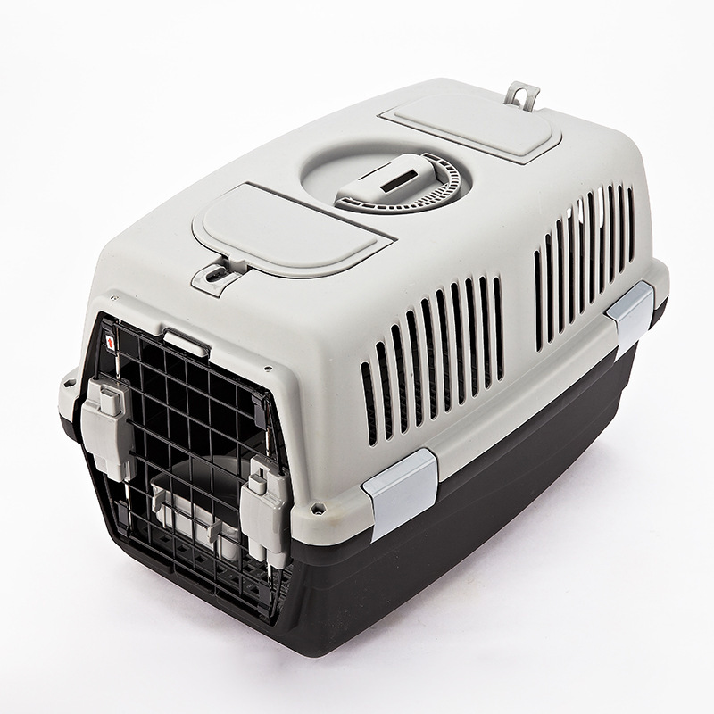 pet carrier