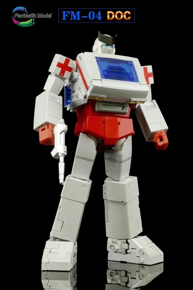New Fantastic Model FM-04 Doc Ratchet FM04 Transforms Action Figure Toy In Stock