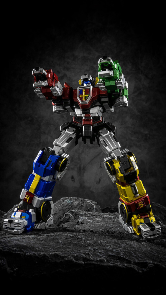In Stock New Lucky Cat Micro Cosmos MC-01S Elvis Voltron Metallic Version Figure