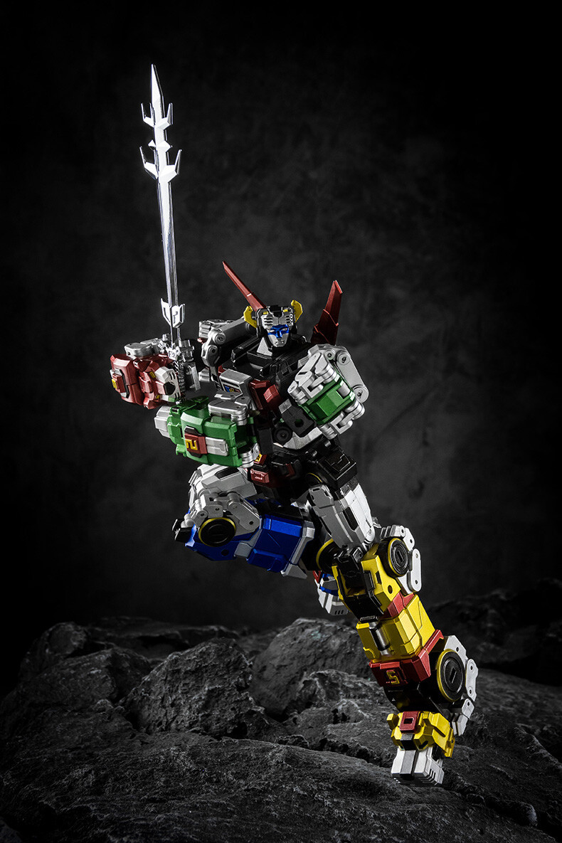 In Stock New Lucky Cat Micro Cosmos MC-01S Elvis Voltron Metallic Version Figure