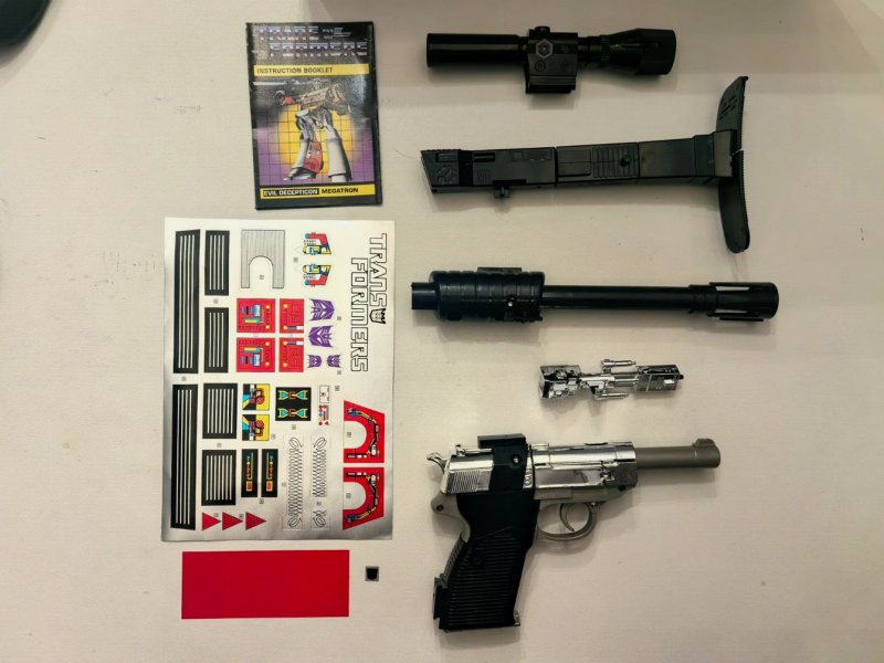 NEW TRANSFORMERS G1 Reissue G1 Megatron Box IN STOCK