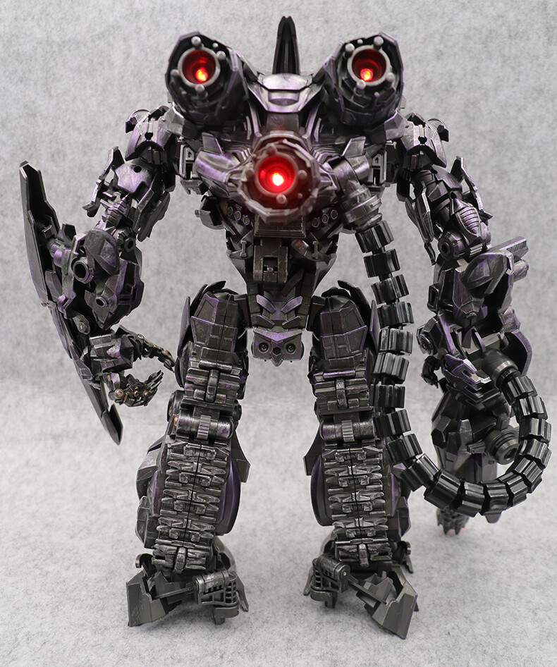 In stock! Zeus Toys ZS-01 Oversized Studio Series SS-56 Shockwave