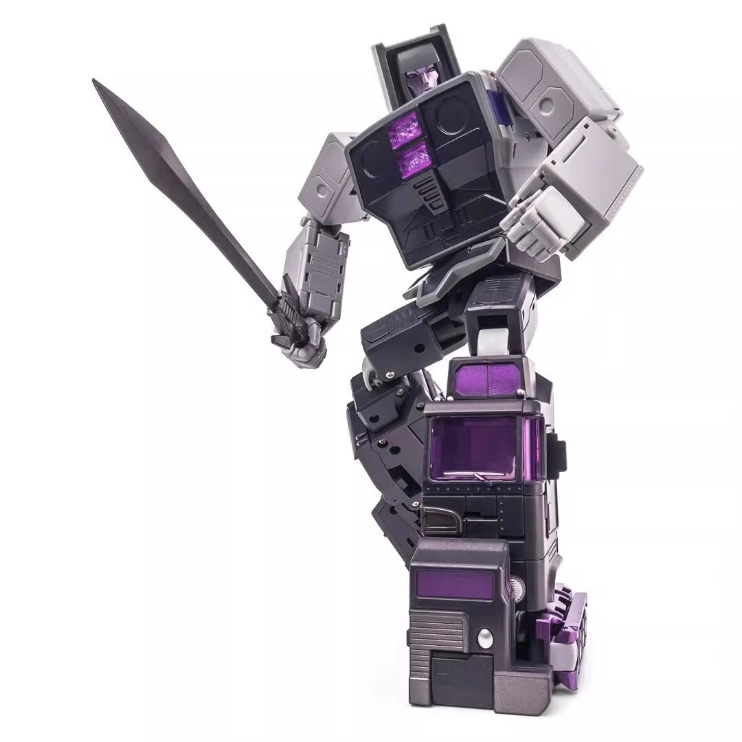 Ready! DX9 Toys D14 Capone Motormaster Atilla Stunticons Combiner Action Figure
