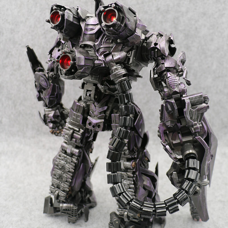In stock! Zeus Toys ZS-01 Oversized Studio Series SS-56 Shockwave