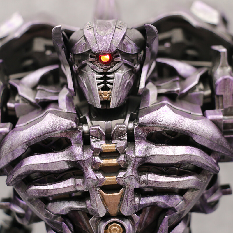 In stock! Zeus Toys ZS-01 Oversized Studio Series SS-56 Shockwave