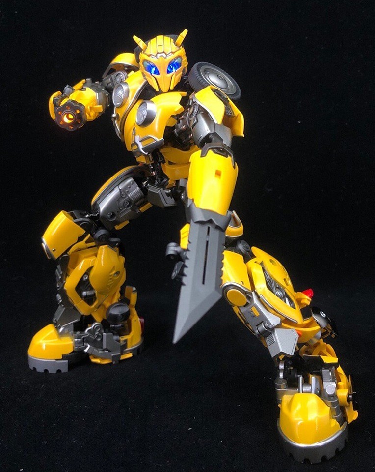 Ready! New Cyber Era CE-01 Knight Yellow Bee Oversized Action Figure