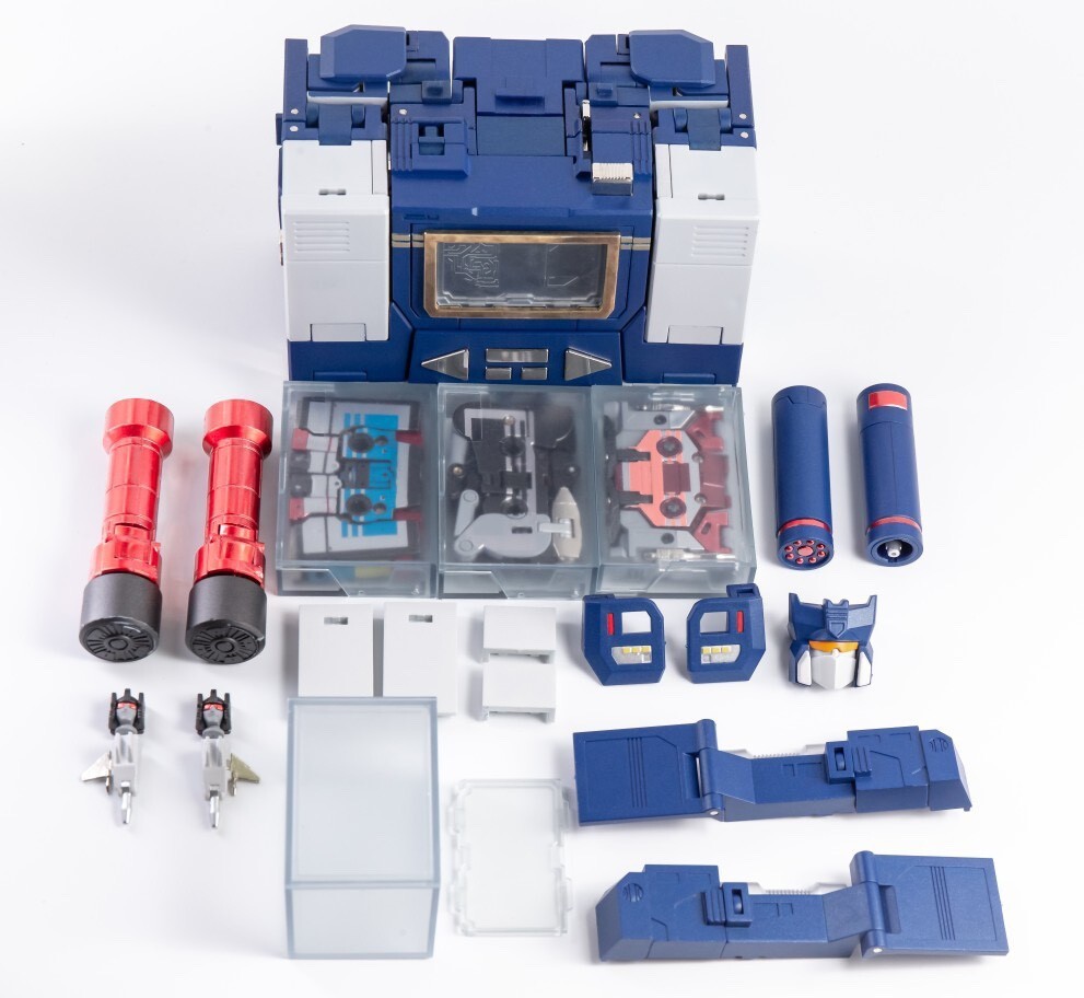 Ready! New Transforms RP-46 Soundwave &amp; 3 tapes set Robot Action Figure Toy