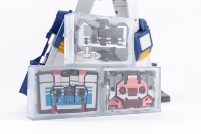 Ready! New Transforms RP-46 Soundwave &amp; 3 tapes set Robot Action Figure Toy
