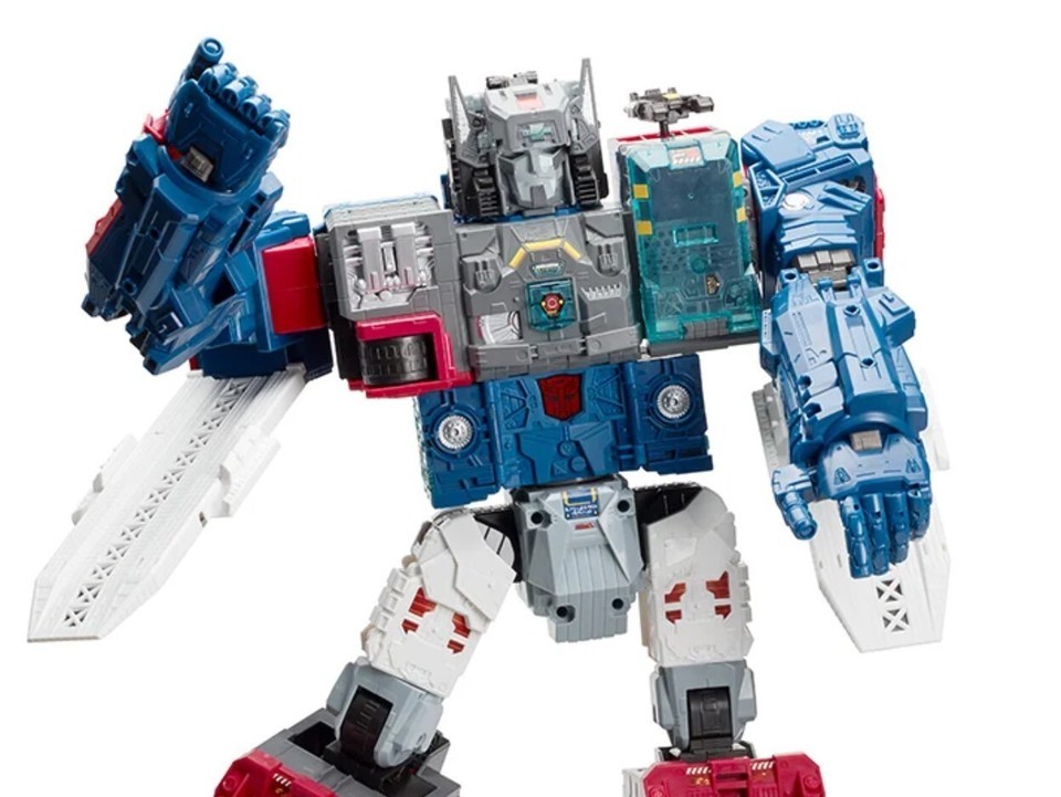 New Hasbro Transformers Titans Return Titan Class Fortress Maximus Action Figure