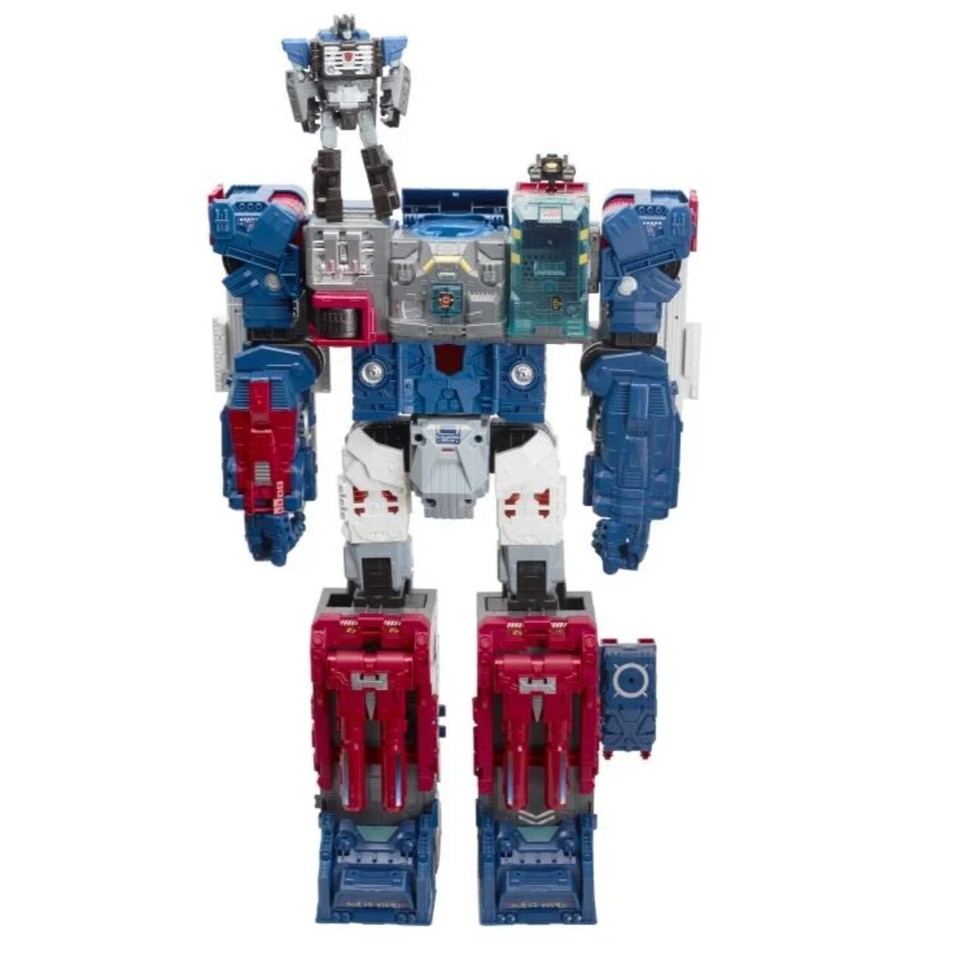 New Hasbro Transformers Titans Return Titan Class Fortress Maximus Action Figure