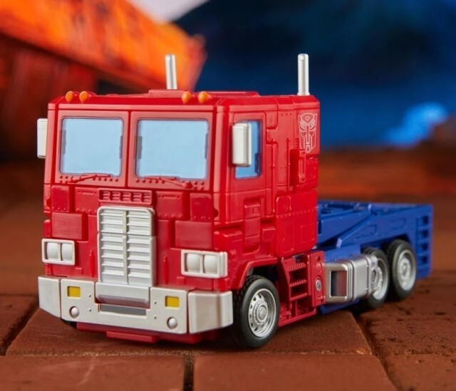 IN STOCK Hasbro Transformers Optimus Prime Studio Series 86 Commander figure