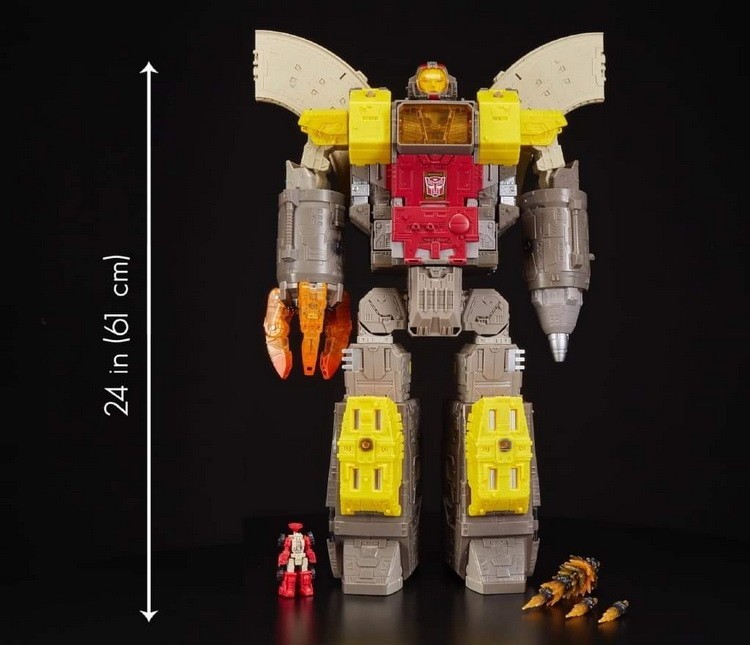 In Stock New Hasbro Transformers War For Cybertron WFC Siege Titan Omega Supreme