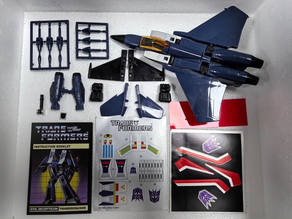 Brand New Transformers G1 Reissue Starscream/Skywarp/Thundercracker 3 Pcs