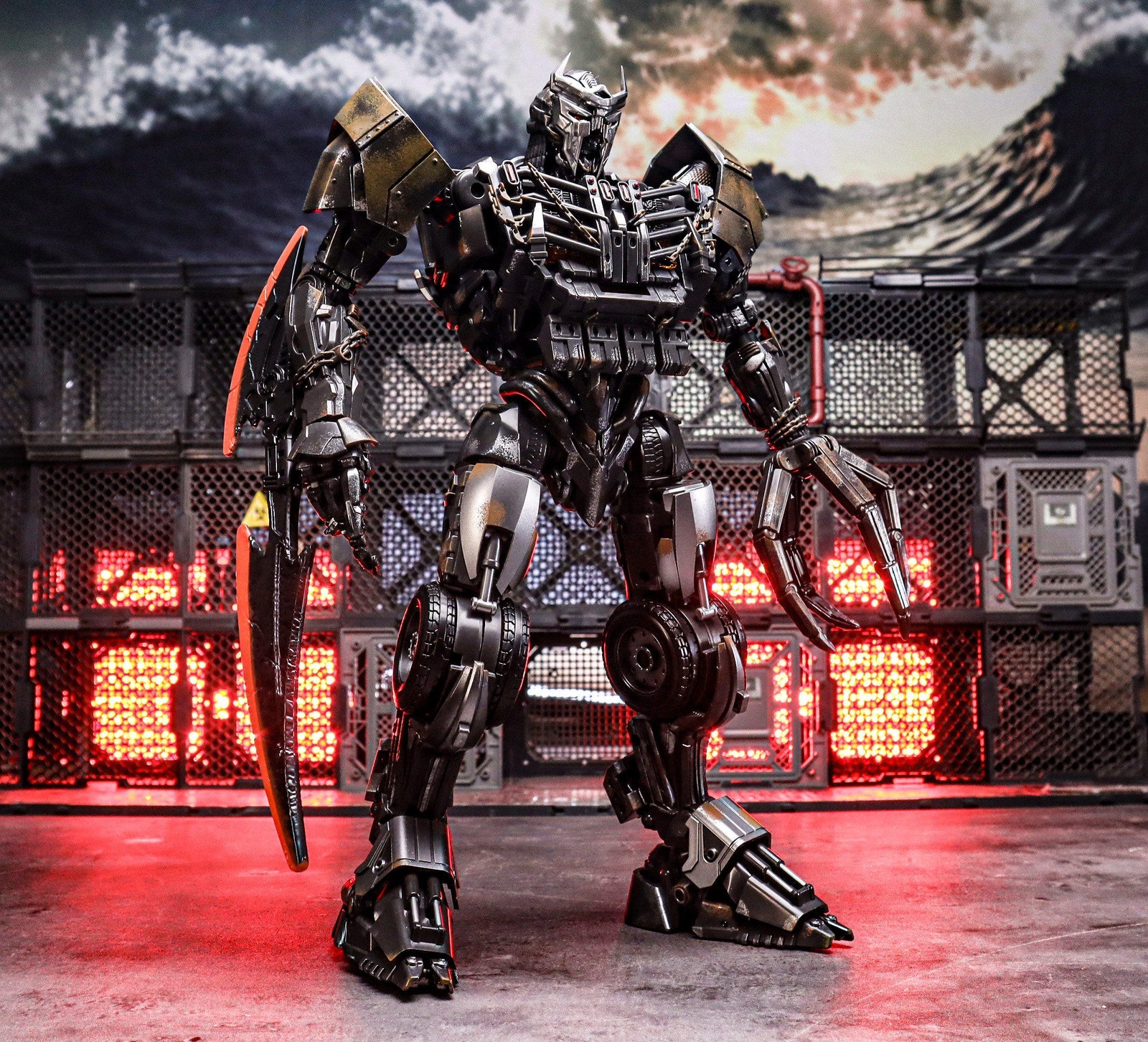 In Stock New 4th Party SG-01 Scourge Oversized Version Action Figure Transforms Toy