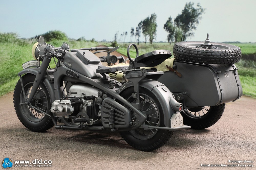 In Stock New DID E60075 Motor Tricycle KS750 Motorcycle Model Figure 1/6 Scale