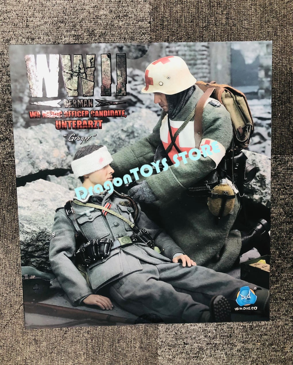 Ready! DID D80183 1/6 WWII German WH Medic Officer Candidate, Unterazt Gröger
