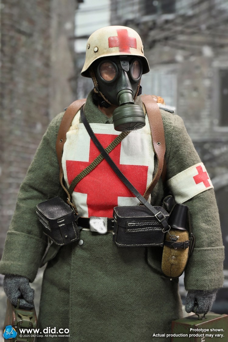 Ready! DID D80183 1/6 WWII German WH Medic Officer Candidate, Unterazt Gröger